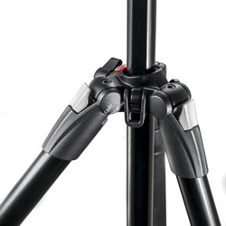 MK290XTC3-BH штатив карбон. MT290XTC3 + головка 496RC2   3/179,5/69,5/1,97/5 (сек/выс/слож/вес/нагр) черный - фото 101991
