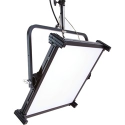 Светодиодный LED осветитель Kinoflo Celeb 450Q LED DMX Yoke Mount, Univ 230U - фото 102114