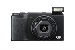 Компактная камера  Ricoh GR II Urban Leather Set - фото 108199
