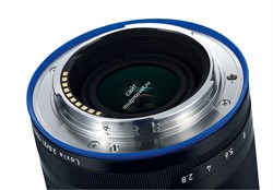 Объектив Carl Zeiss Loxia 2,8/21 E Объектив для камер Sony (байонет Е) 2131-999 - фото 110857