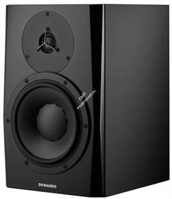 Dynaudio LYD-8 активный монитор ближнего поля с 8" НЧ динамиком. 50Вт-ВЧ/80Вт НЧ усилитель класса D, макс SPL - 112дБ (1м, пара), частотный диапазон 45Гц - 22кГц. Габариты 234 x 369 x 328мм, 10,2кг, цвет передней панели черный - фото 12175