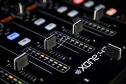XONE:43 / Клубный DJ микшер, 4 стерео канала, 2 выхода микса/ ALLEN&HEATH - фото 131857