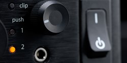 SHURE P10TE J8E 554 – 626 двухканальный передатчик системы персонального мониторинга PSM1000 - фото 155613