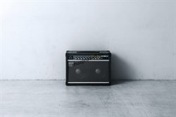 Roland JC-40 - гитарный комбоусилитель - фото 159560