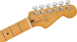FENDER American Ultra Stratocaster® HSS, Maple Fingerboard, Plasma Red Burst электрогитара, цвет красный в комплекте кейс - фото 163477