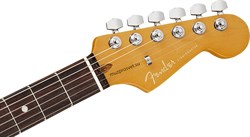 FENDER American Ultra Stratocaster® HSS, Rosewood Fingerboard, Cobra Blue электрогитара, цвет синий в комплекте кейс - фото 163482