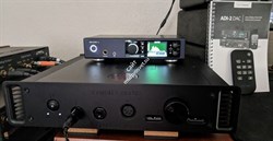 RME ADI-2 DAC конвертер 2-канальный цифро-аналоговый с поддержкой формата DSD до 768 кГц. Входы: USB, SPDIF/ADAT (2 канала). Аналоговые выходы: XLR, RCA + 2 наушниковых выхода (низкоомный и высокоомный). Пульт ДУ, полурэковый корпус - фото 35739