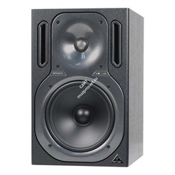 Behringer B2030A двухполосный активный студийный монитор НЧ 6,75" 80Вт + ВЧ 0,75" 35Вт, 50-21000Гц - фото 45222