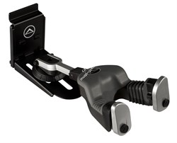 Ultimate Support GS-10 Pro гитарный кронштейн с автозахватом, установка на экономпанель или стену, регулируема глубина 19.68 - 26.67см, угол поворота 180 градусов - фото 46067