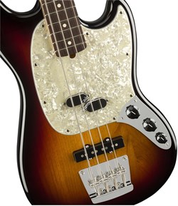 FENDER AMERICAN PERFORMER MUSTANG BASS®, RW, 3-COLOR SUNBURST 4-струнная бас-гитара, цвет санбёрст, в комплекте чехол - фото 65706