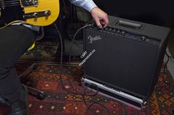 FENDER MUSTANG GT 100 моделирующий гитарный комбоусилитель, 100 Вт, Tone app, Wi-Fi, Bluetooth - фото 73703