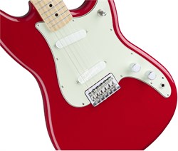 FENDER DUO SONIC MN Torino Red электрогитара DUO SONIC, цвет торино рэд, кленовая накладка грифа - фото 86831
