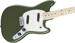 FENDER MUSTANG MN Olive электрогитара MUSTANG, цвет олив, кленовая накладка грифа - фото 86851