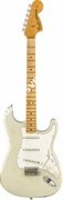 FENDER 2018 RELIC® 1968 STRATOCASTER® - AGED OLYMPIC WHITE Электрогитара с кейсом, цвет кремовый