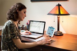 GripTight Micro Stand (Small Tablet) для планшетов и др. электронных устр-в - фото 109018
