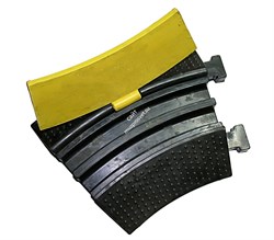 INVOTONE CG2CN - защитный порог для кабеля, 2 канала, угловой  33*, 300х250х50 мм - фото 114516