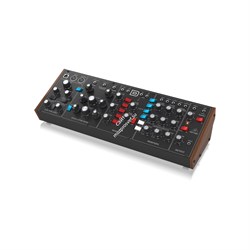 BEHRINGER MODEL D - аналоговый монофонический синтезатор - фото 120826