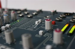 ZED60-10FX / Микшерный пульт 4 микр./лин. входа, 2 стерео, 60мм фейдеры, USB/ ALLEN&HEATH - фото 131925