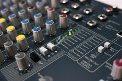 ZED60-10FX / Микшерный пульт 4 микр./лин. входа, 2 стерео, 60мм фейдеры, USB/ ALLEN&HEATH - фото 131926