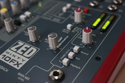 ZED60-10FX / Микшерный пульт 4 микр./лин. входа, 2 стерео, 60мм фейдеры, USB/ ALLEN&HEATH - фото 131928