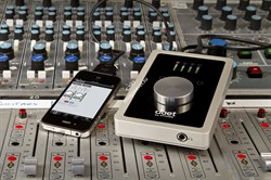 Apogee Duet интерфейс USB мобильный 6-канальный (2x4 аналог) для Windows и Mac. 2 микр. предусилителя, выход на наушники. Вх/вых MIDI, 192 кГц. Питание от шины USB - фото 152972