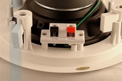 Встраиваемая потолочная двухполосная акустическая система, 40W / 16ohm, фильтр 2-го порядка, круглая, белая - фото 155142