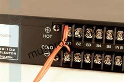 Селектор 100V спикерных каналов, 2х5 зон, возможность управления спикерными линиями от двух усилителей - фото 156996