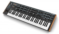 Novation Summit двухмодульный 16ти голосый полифонический синтезатор. 61 клавиша с тремя оксфордскими осциляторами - фото 162024