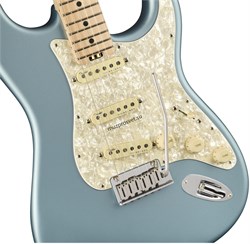 FENDER AM ELITE STRAT MN SATIN IBM электрогитара, цвет синий металлик, в комплекте кейс - фото 164623