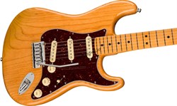 FENDER American Ultra Stratocaster®, Maple Fingerboard, Aged Natural электрогитара, цвет натуральный в комплекте кейс - фото 166860