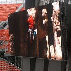 Светодиодный (LED) экран на стадион, размером 10240x4480 с шагом пикселя 10мм - фото 208159