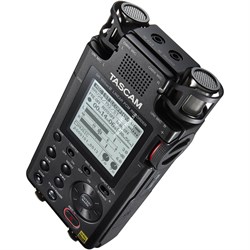 Tascam DR-100 MK3  портативный PCM стерео рекордер с встроенными микрофонами, Wav/MP3, с возможностью подключения дополнительных 2-х внешних микрофонов сфантомным питанием 48В XLR и до 9В EXT IN - фото 35781