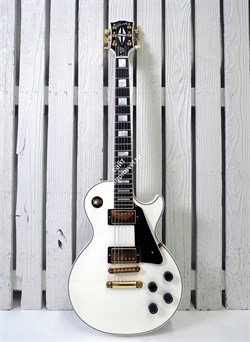 GIBSON CUSTOM LES PAUL CUSTOM ALPINE WHITE электрогитара с кейсом, цвет белый - фото 38438