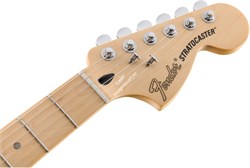 FENDER DELUXE STRAT MN VBL электрогитара Deluxe Strat (ясень), цвет винтаж блонд, кленовая накладка грифа - фото 86770