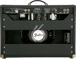 FENDER Super-Sonic 22 Combo, Black, 230V EUR ламповый комбоусилитель, 22 Вт, черный винил - фото 92082