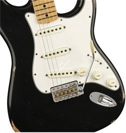 FENDER 2018 RELIC® 1968 STRATOCASTER® - AGED BLACK Электрогитара с кейсом, цвет черный - фото 93234