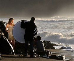 Отражатель на пружине Dedolight DFSW106 Серебряный/белый 106 см - фото 98819